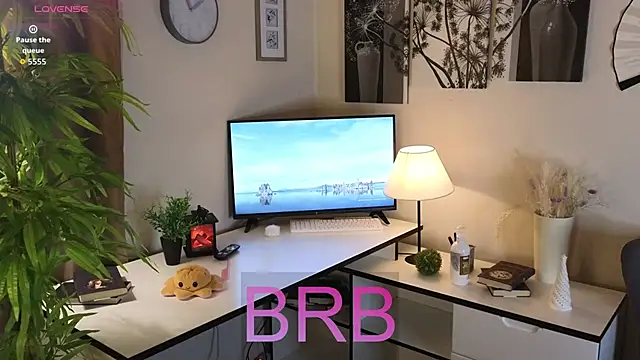 Noiry_Vuvez élő XXX-chatje