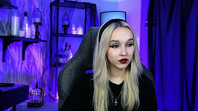 Chat XXX en directo de MaoqiBeverly