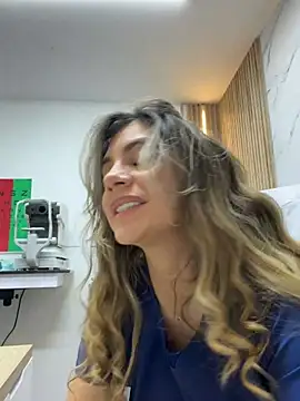 alicee16 Live XXX Chat