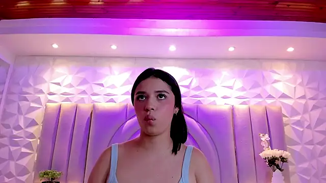 Chat XXX Live smiling_angeel