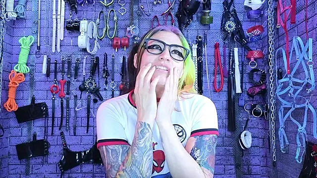 PANDORANEZZ Chat XXX in diretta