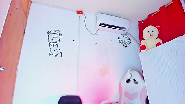 Emily_Coper18 现场XXX聊天