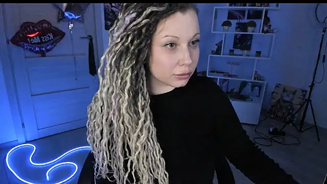 XXX chat uživo modela HoneySallyMoore