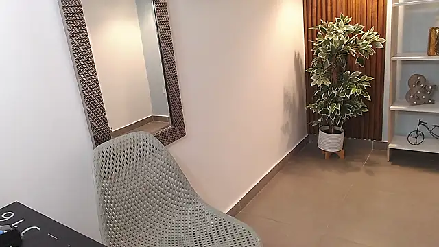 Dalila_SkyのライブXXXチャット