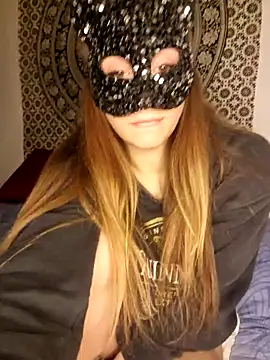 CumonLunaのライブXXXチャット