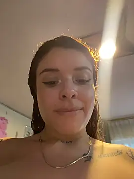 Jensen-HallyのライブXXXチャット