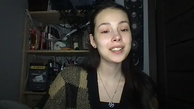 Yuna5343 Chat XXX in diretta