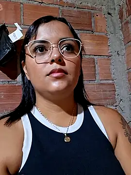 Czat XXX na żywo – Naugthy-Mey