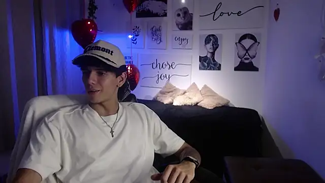 AmethystShadow17 Chat XXX in diretta