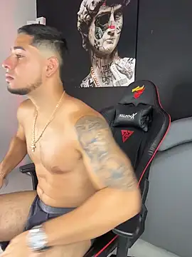 Dimitri_Colleman Chat XXX in diretta