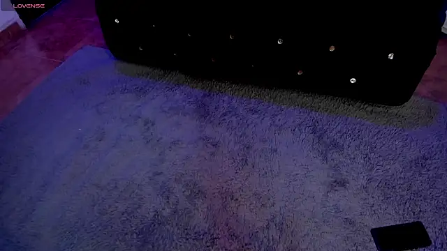 Juli_Roos_ Webcam Show