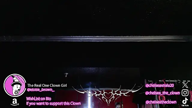 Chat XXX en directo de Eloise-brown