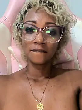 Amaliu_ – Naživo XXX chat