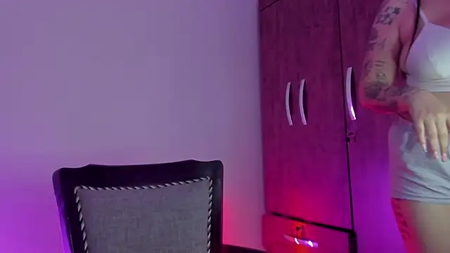 แชท XXX สดของ Celestte