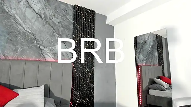 hot_summer_boy_ Adlı Modelin Canlı XXX Sohbeti