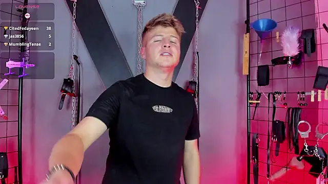 Chat XXX en directo de MrJustin_Brianna_BDSM