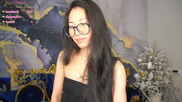 Yen_Star Chat XXX in diretta