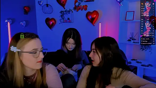 liana_kisses Adlı Modelin Canlı XXX Sohbeti