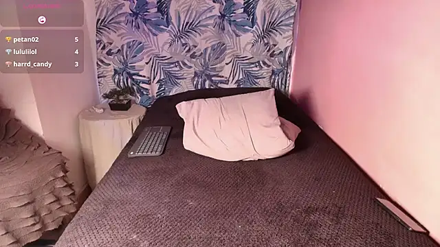 sweetcata23 – Naživo XXX chat