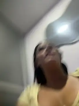 Chat XXX en directo de Kaily_Sweet16