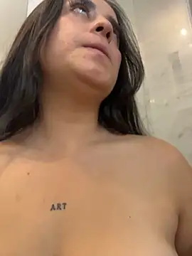 Antonella_Julieta élő XXX-chatje