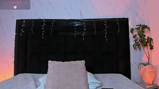 Онлайн чат XXX Agathaargent_