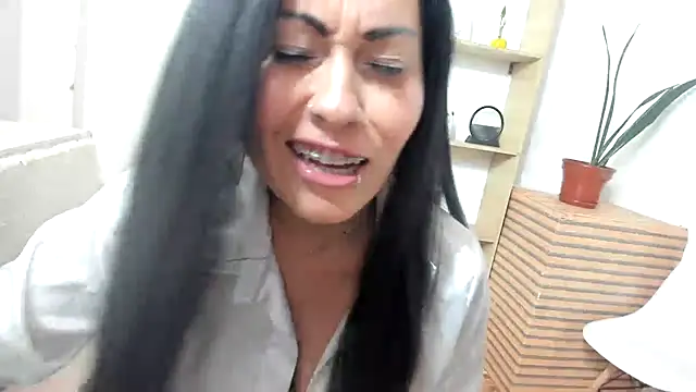 Czat XXX na żywo – Tania_mature