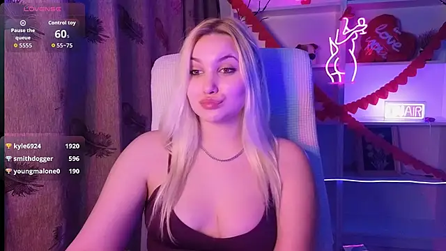 adrelaxina's Live XXX Chat