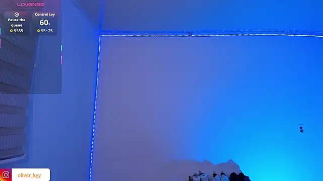 Chat XXX en directo de oliver_kyy