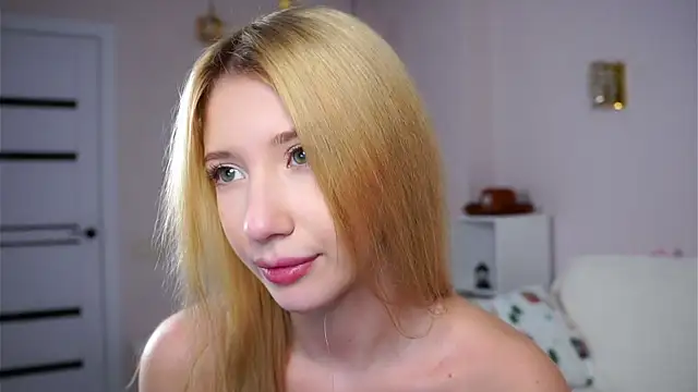 SunnivaCovil 라이브 XXX 채팅