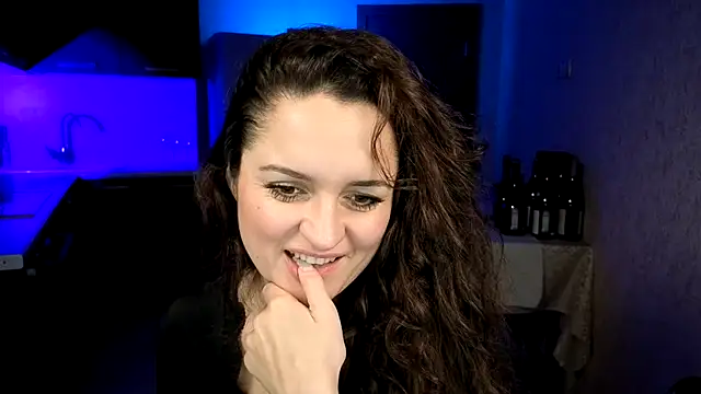 Cerann1 Live XXX-Chat