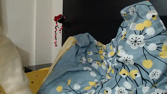 Živý XXX chat _karolynesyera_