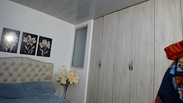 Chat +18 de pinky_f00x ao vivo