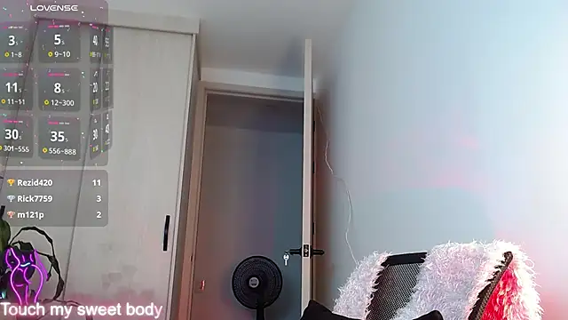 XXX chat uživo modela Camila_Torresss