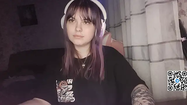 دردشة KristiBloom الجنسية المباشرة