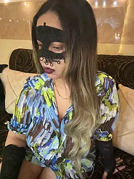 Chat XXX Live Classy-Bossy