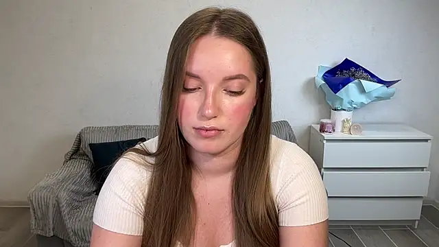 EvaMaddison 即時 XXX 聊天