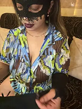 Živý XXX chat Classy-Bossy