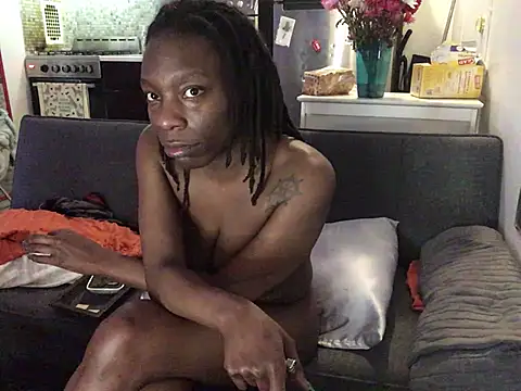 Chatroom XXX en direct de littyleesh1