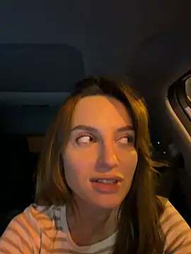 -AngelAri- live XXX chat