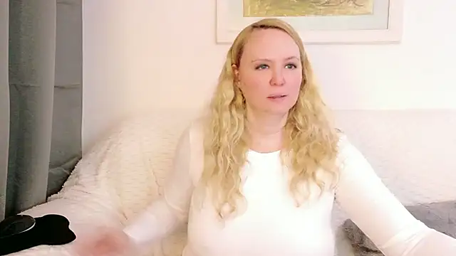 Sarah4you Live XXX-chat