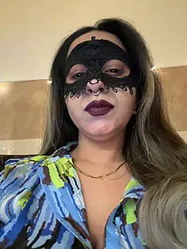 دردشة Classy-Bossy الجنسية المباشرة