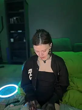 Bastetn Live XXX chat