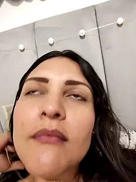 Mia_Hampton – Live XXX-chat