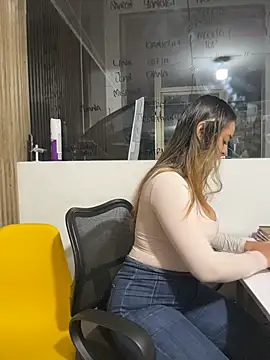 Chat XXX en directo de Antonella_Julieta