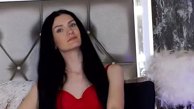 Chat +18 de KendraNoir ao vivo