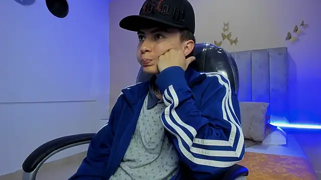 Nascary_Fox: онлайн-секс-чат