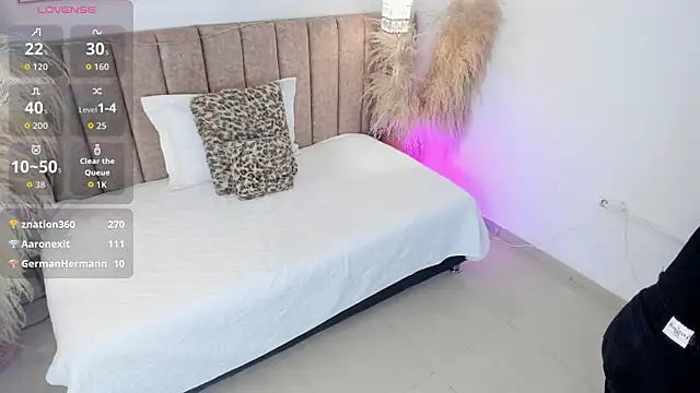 Yaasmin_ Show in webcam