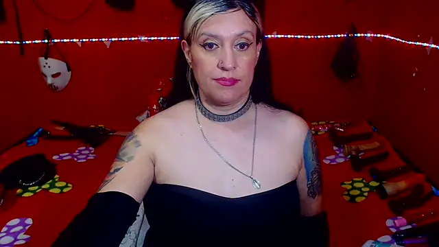 MATURE_Randyn Live XXX chat