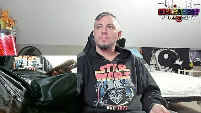 Show modela CtrlAltSexy na web-kameri